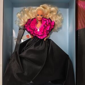 Vintage 1991 Barbie Night Sensation FAO Schwarz Special Edition Doll NRFB
